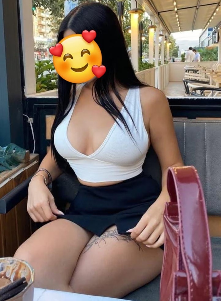 Güneşli Escort Sibel Hemen Metronun Yanında Sizi Bekliyor